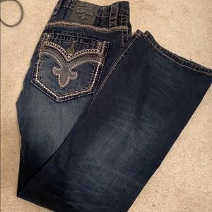Rock revivals men’s jeans!